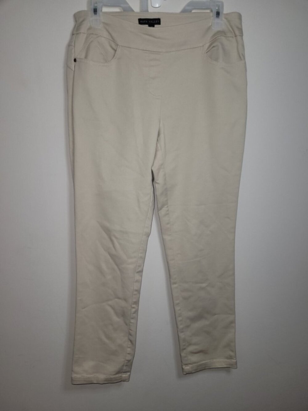 Napa Valley Beige 6 Petite Short Pants